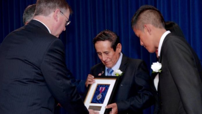 HOMENAJE