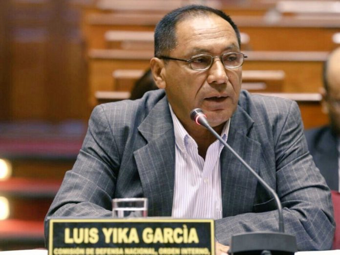 LUIS YIKA