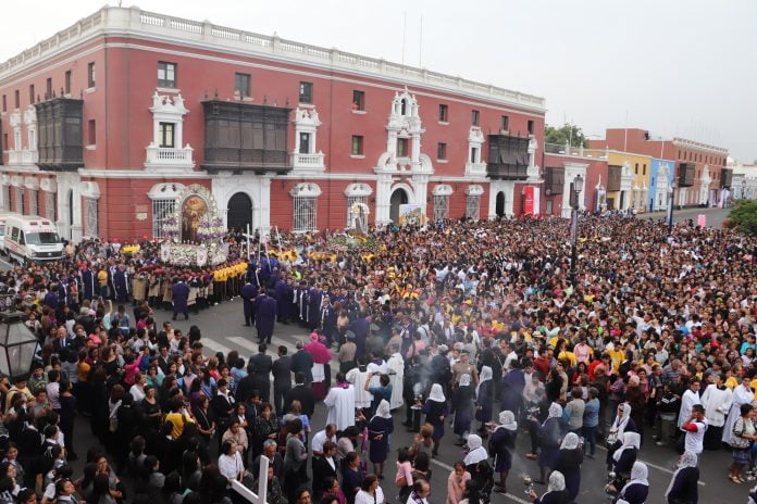 VIA CRUCIS ARQUIDIOCESANO