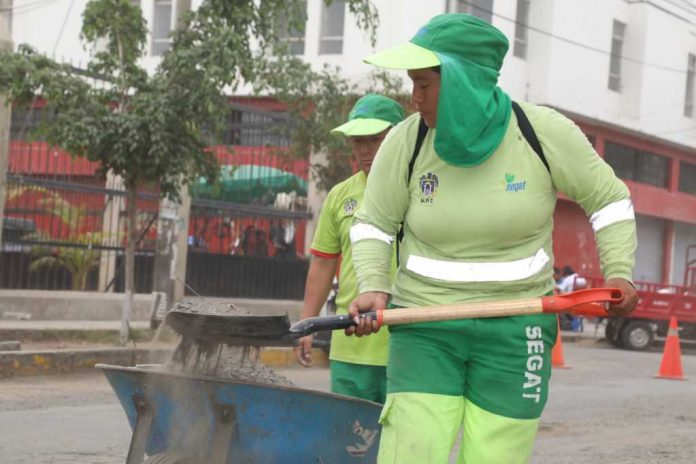 9228593d-8515-4186-bf67-547d7b76d436