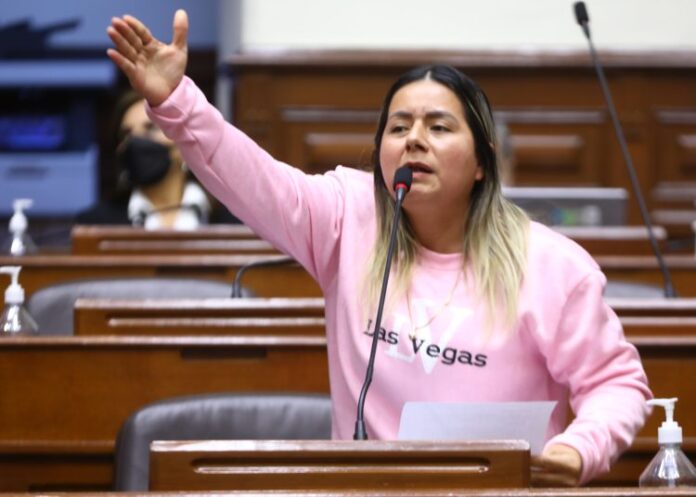 CONGRESISTA-TANIA-RAMIREZ-