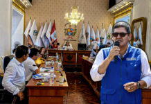 Gerente Martín Camacho denuncia a consejeros regionales por omisión de funciones y cohecho pasivo