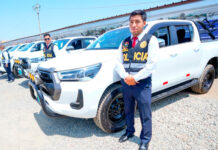 GORE entregó 30 camionetas para fortalecer el servicio de inteligencia policial