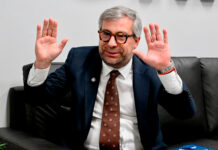 Fiscalía anticorrupción cita para hoy a jefe de la ONPE para la entrega de su pasaporte