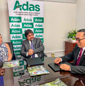 ADAS y UPAO suscriben convenio para acercar la academia al sector agroindustrial en La Libertad