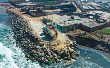 Moche: intensifican trabajos de protección frente a erosión costera en playa Taquila II