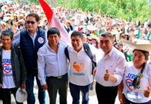 Población de Marcabalito muestra respaldo a candidatura de Aldo Carlos Mariños