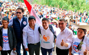 Población de Marcabalito muestra respaldo a candidatura de Aldo Carlos Mariños