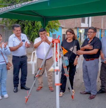Alcalde Wilmer Sánchez coloca primera piedra de importante obra vial en sector Santa Verónica