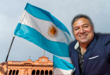 Arturo Fernández viajó a Argentina días antes de audiencia por presunta difamación agravada