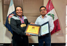 Salaverry reconoce trayectoria deportiva de destacado boxeador local