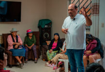 Jorge Vejarano se compromete a impulsar hospitales de la solidaridad en Huanchaco