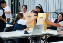 ONPE comienza ensamblaje del material electoral para las Elecciones Regionales y Municipales 2026