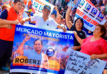 Robert de la Cruz recibe gran respaldo en mercado mayorista de Trujillo y plantea su modernización