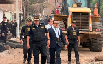 PNP brinda apoyo al PJ en diligencia de lanzamiento en fundo Monserrate y detiene a presuntos agresores