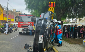 Accidente de tránsito frente a la sede del Ministerio Público en Trujillo
