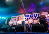 Miguel Chávez sorprende con interprete de lengua de señas durante cierre de campaña en Laredo